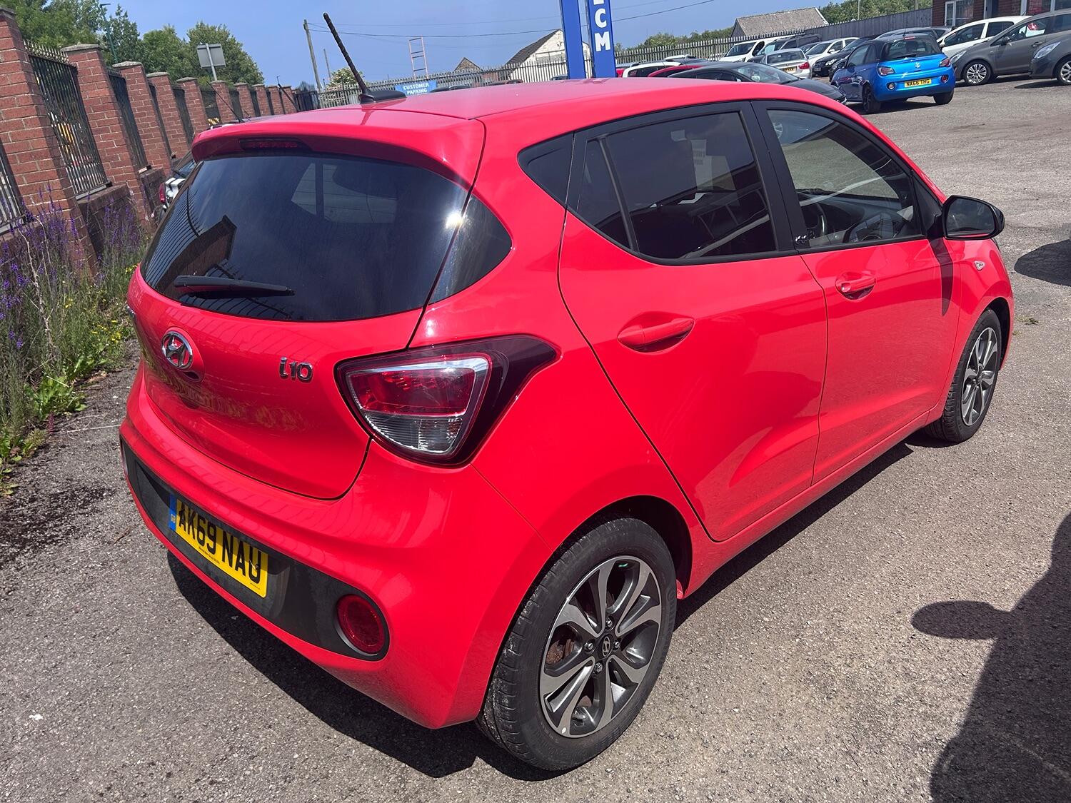 Used Hyundai i10 2019 for sale - 76859126: Photo 2
