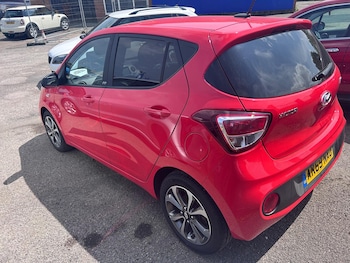 Used Hyundai i10 2019 for sale - 76859126: Photo