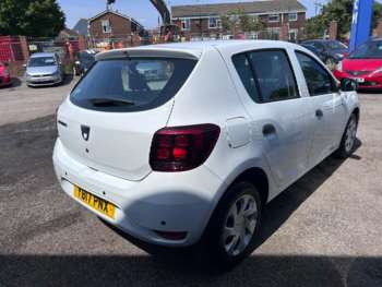 Used Dacia Sandero 2017 for sale - 75053612: Photo