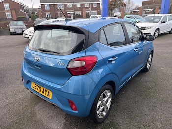 Used Hyundai i10 2020 for sale - 76656097: Photo