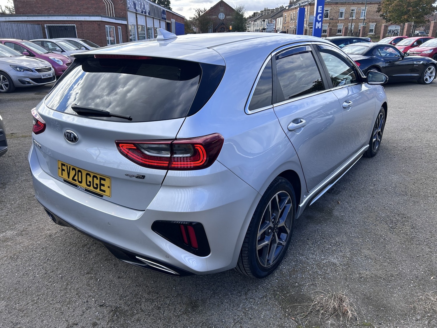 Used Kia Ceed 2020 for sale - 76358051: Photo 2