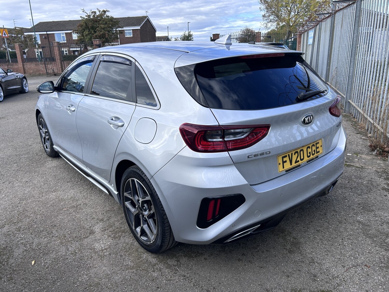 Used Kia Ceed 2020 for sale - 76358051: Photo 4