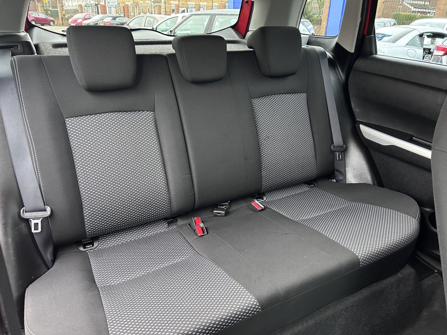 Used Suzuki Vitara 2015 for sale - 76982777: Photo 6