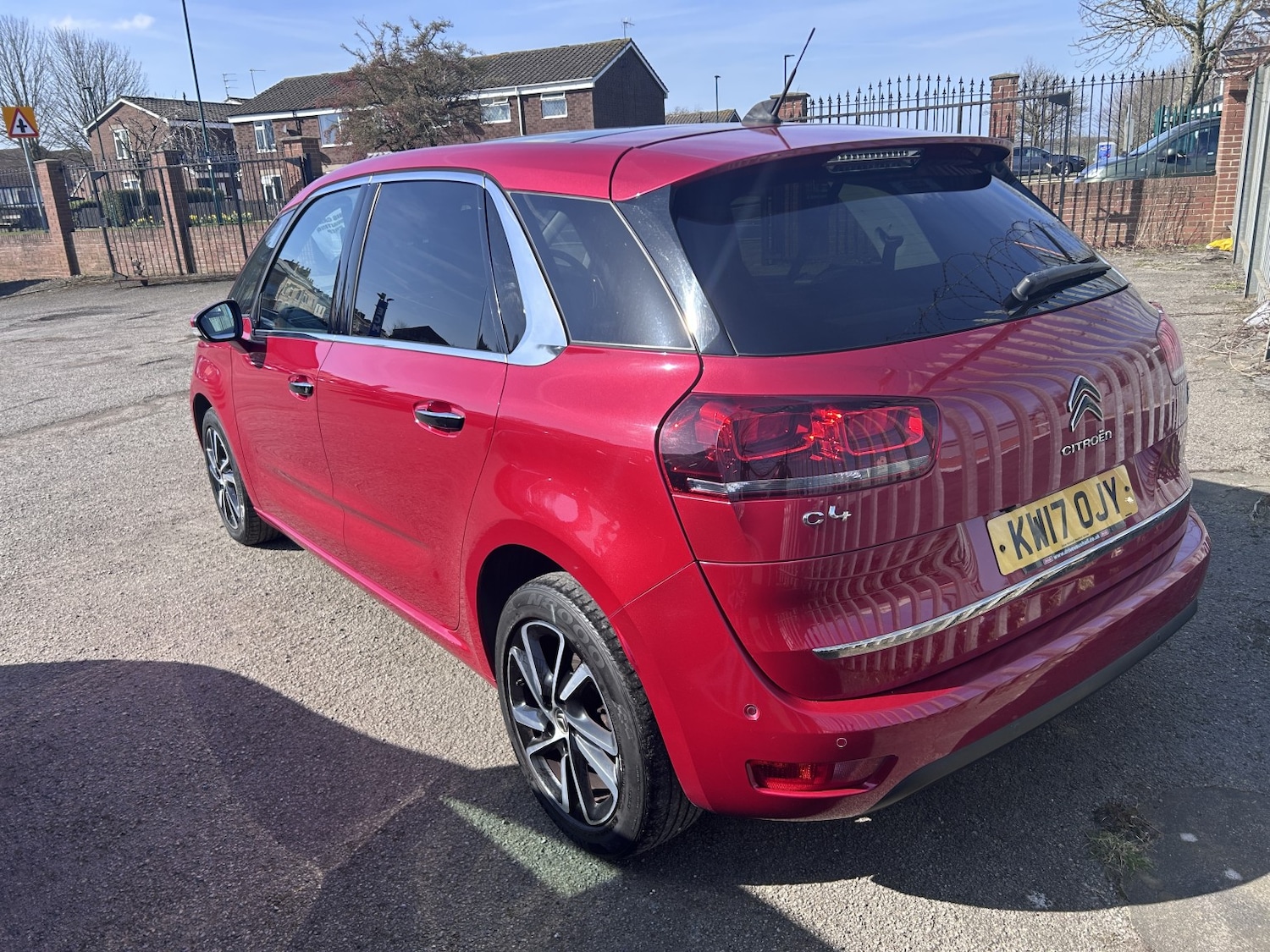 Used Citroen C4 Picasso 2017 for sale - 77938163: Photo 4