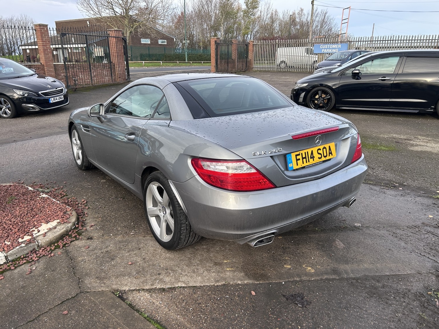 Used Mercedes-Benz SLK 2014 for sale - 76712350: Photo 4