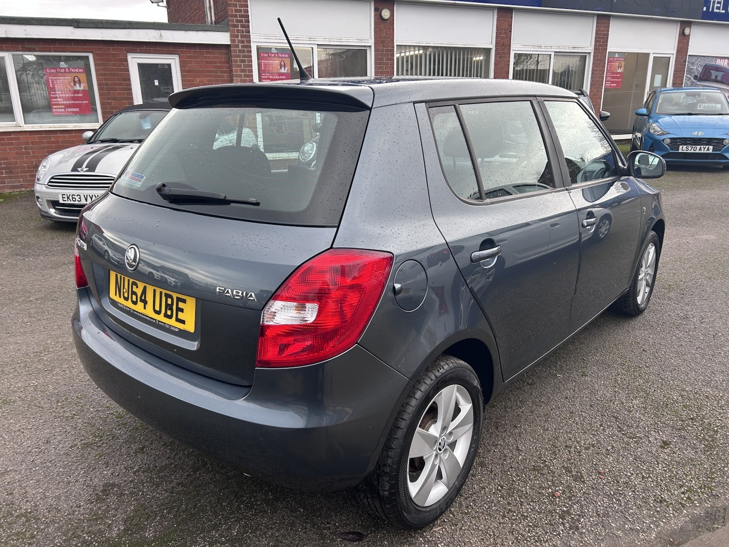 Used Skoda Fabia 2014 for sale - 76712359: Photo 2