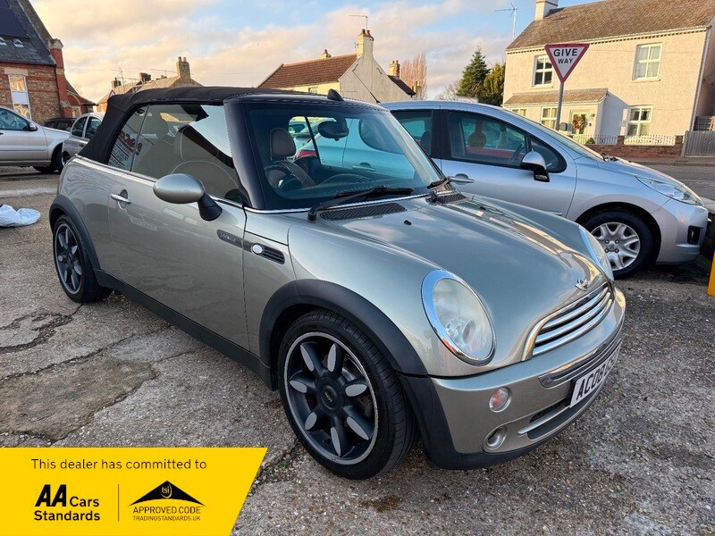 Used MINI Convertible 2008 for sale - 76950872: Photo 4