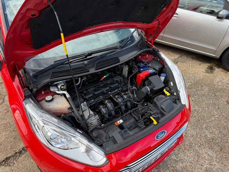 Used Ford Fiesta 2014 for sale - 76618325: Photo 12