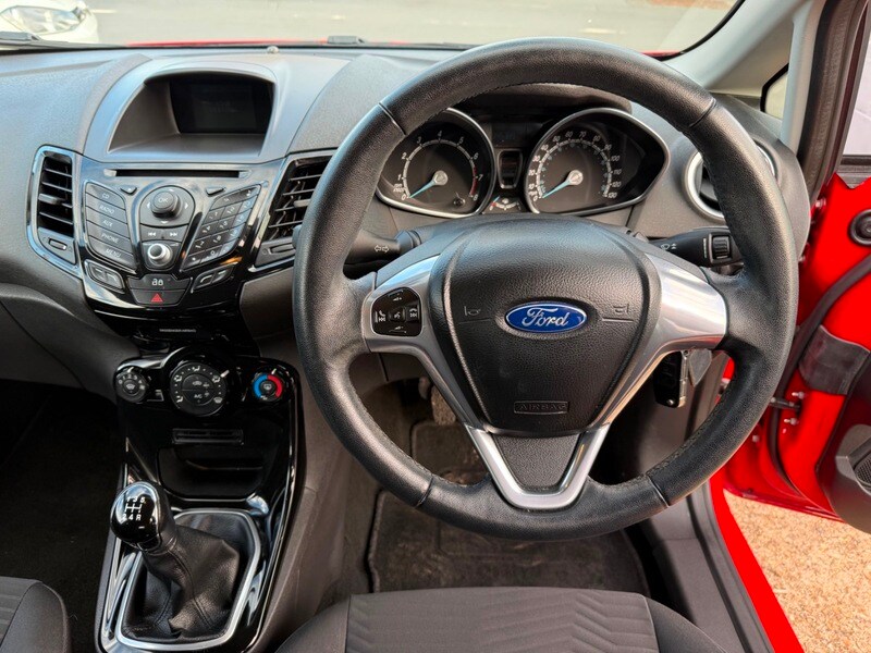 Used Ford Fiesta 2014 for sale - 76618325: Photo 9