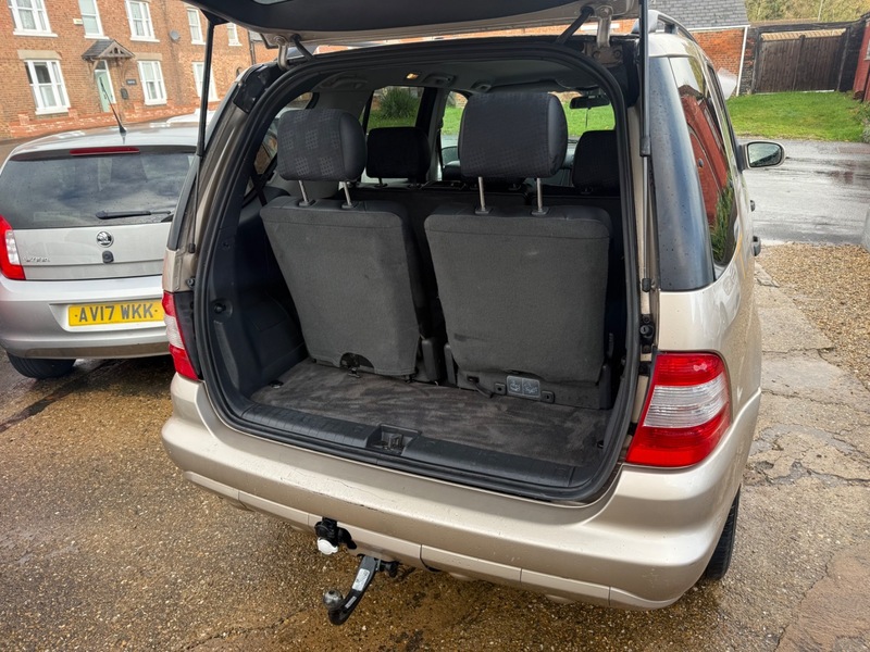 Used Mercedes-Benz M Class 2002 for sale - 76631131: Photo 10