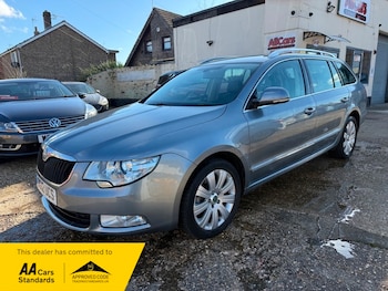 Used Skoda Superb 2012 for sale - 77821762: Photo