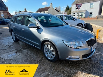 Used Skoda Superb 2012 for sale - 77821762: Photo