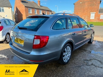 Used Skoda Superb 2012 for sale - 77821762: Photo