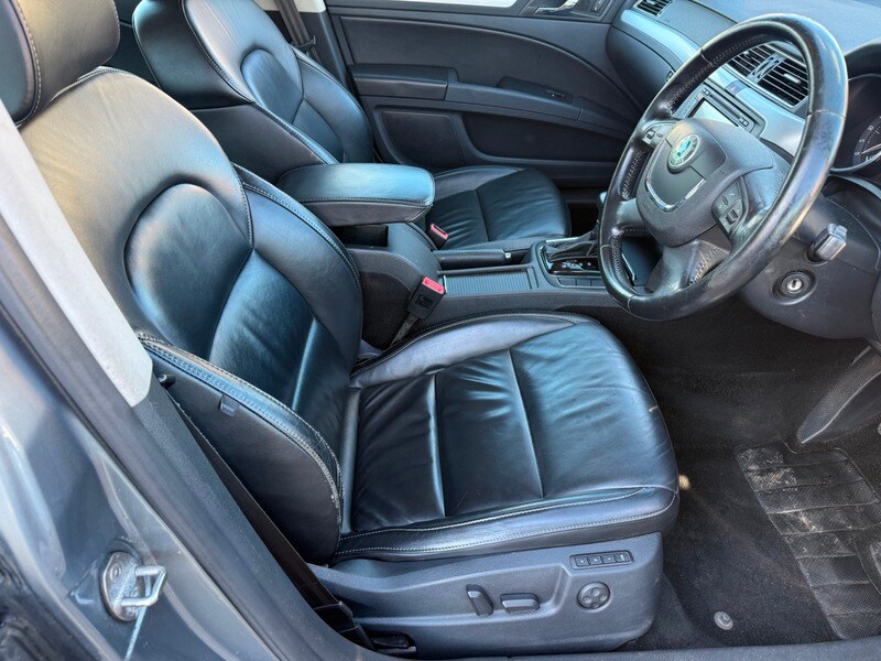Used Skoda Superb 2012 for sale - 77821762: Photo 7
