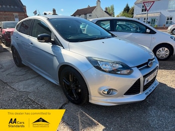 Used Ford Focus 2014 for sale - 78316201: Photo