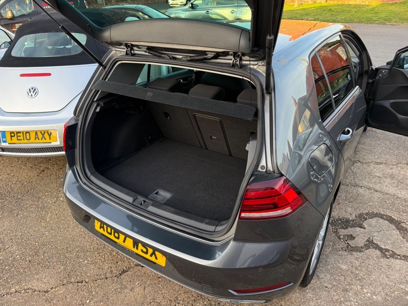 Used Volkswagen Golf 2017 for sale - 77655899: Photo 12