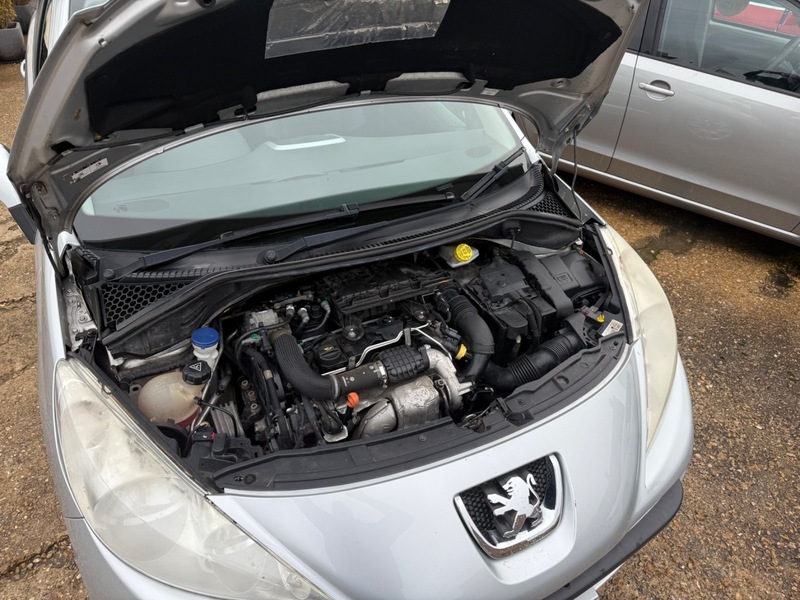 Used Peugeot 207 2011 for sale - 76768925: Photo 12