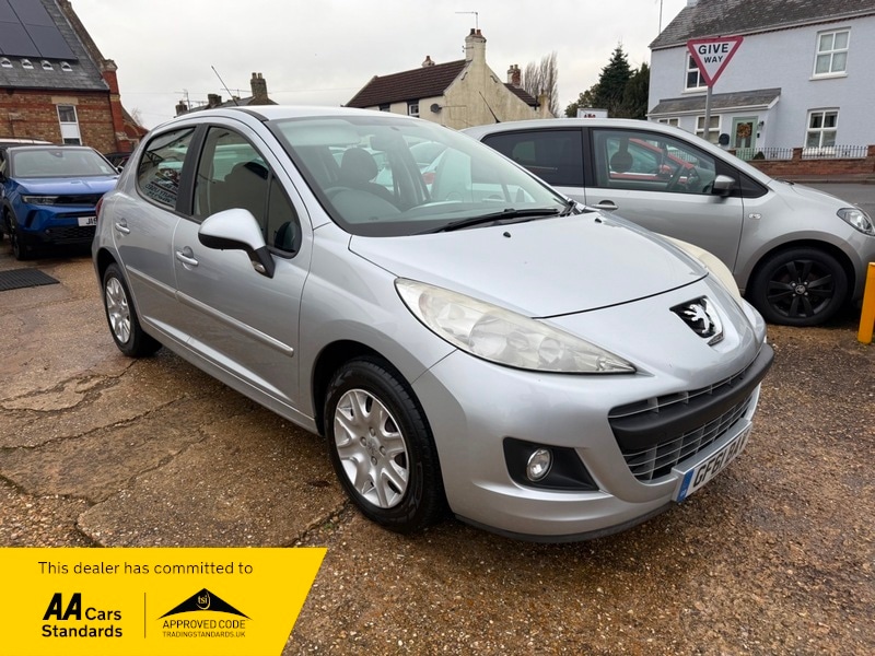 Used Peugeot 207 2011 for sale - 76768925: Photo 3