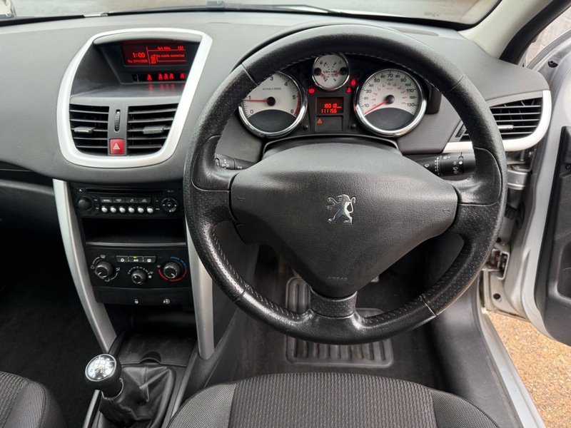 Used Peugeot 207 2011 for sale - 76768925: Photo 8
