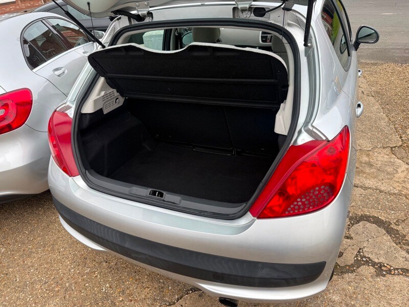 Used Peugeot 207 2009 for sale - 77906120: Photo 11