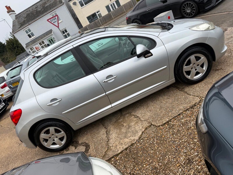 Used Peugeot 207 2009 for sale - 77906120: Photo 14