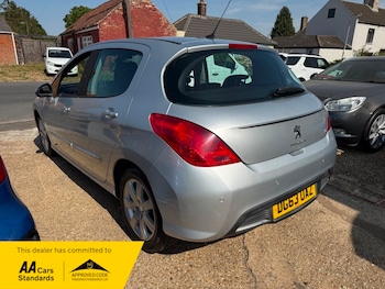 Used Peugeot 308 2013 for sale - 79314307: Photo