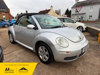 Used Volkswagen Beetle 2010 for sale - 77655909: Photo