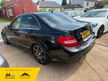 Used Mercedes-Benz C Class 2013 for sale - 79010136: Photo