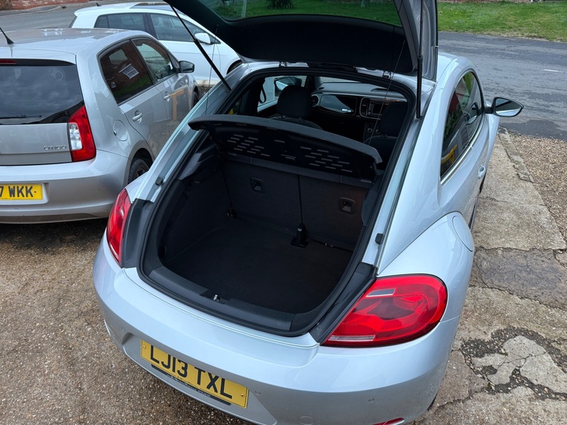 Used Volkswagen Beetle 2013 for sale - 76547397: Photo 10