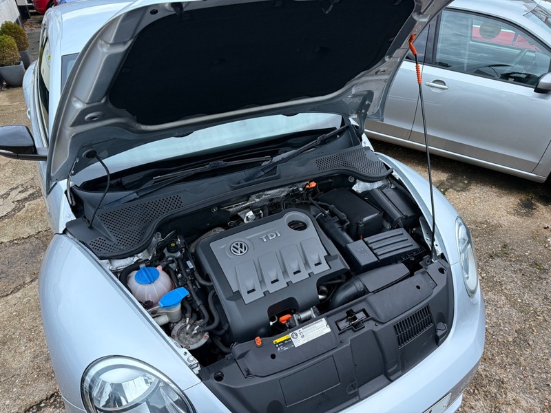 Used Volkswagen Beetle 2013 for sale - 76547397: Photo 11