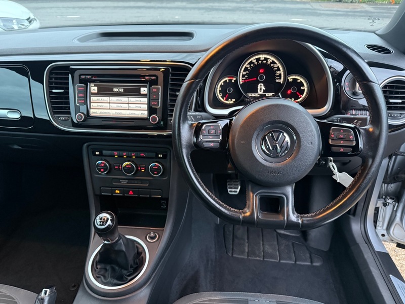 Used Volkswagen Beetle 2013 for sale - 76547397: Photo 8