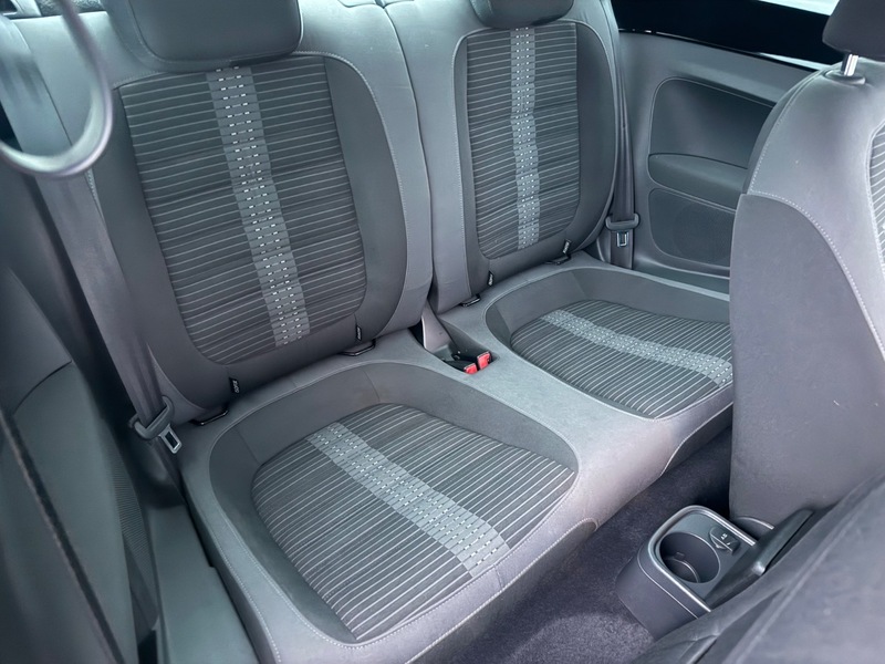 Used Volkswagen Beetle 2013 for sale - 76547397: Photo 9