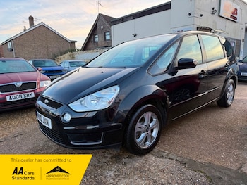 Used Ford S-Max 2010 for sale - 77395000: Photo