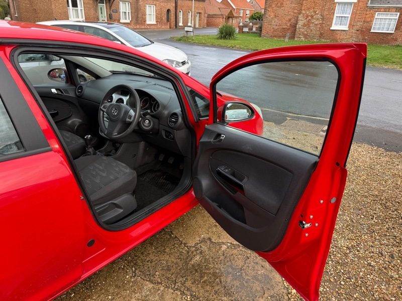 Used Vauxhall Corsa 2012 for sale - 76547398: Photo 6