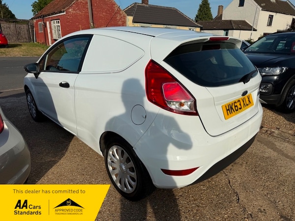 Used Ford Fiesta 2014 for sale - 75307580: Photo 5