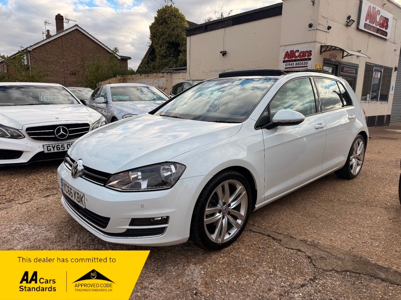 Used Volkswagen Golf 2016 for sale - 77154084: Photo 1