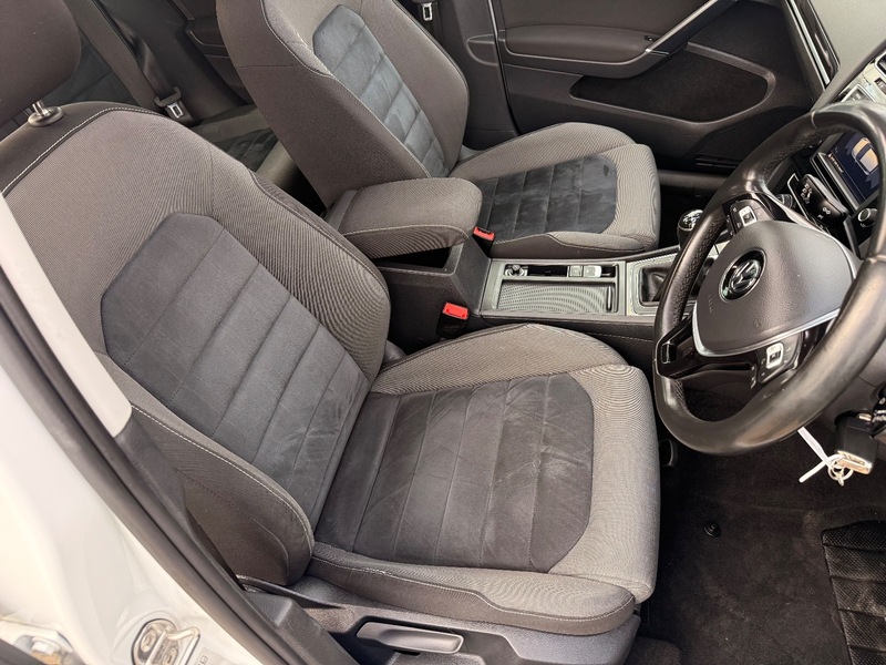 Used Volkswagen Golf 2016 for sale - 77154084: Photo 8