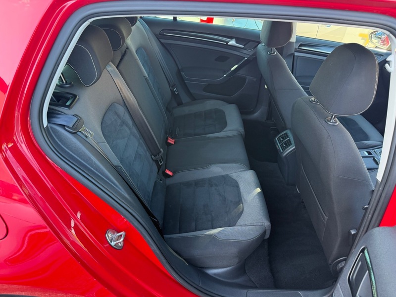 Used Volkswagen Golf 2015 for sale - 76304530: Photo 9