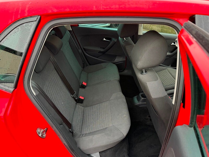 Used Volkswagen Polo 2014 for sale - 77370370: Photo 8