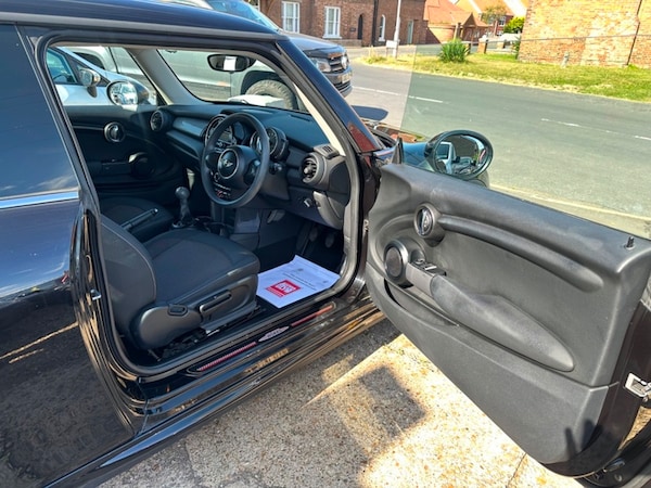 Used MINI One 2018 for sale - 73583702: Photo 7