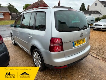 Used Volkswagen Touran 2007 for sale - 78829204: Photo