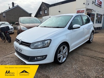 Used Volkswagen Polo 2012 for sale - 77655895: Photo