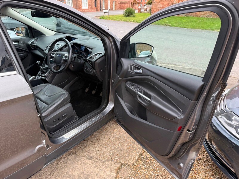 Used Ford Kuga 2013 for sale - 77851012: Photo 6