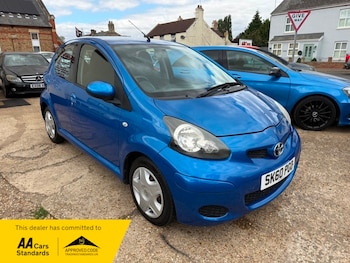 Used Toyota AYGO 2010 for sale - 79346437: Photo