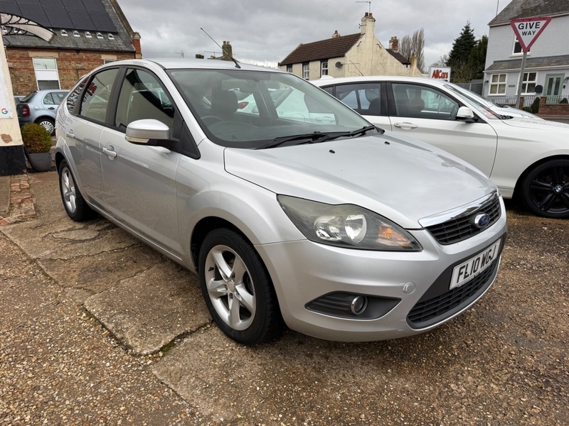 Used Ford Focus 2010 for sale - 77572471: Photo 2