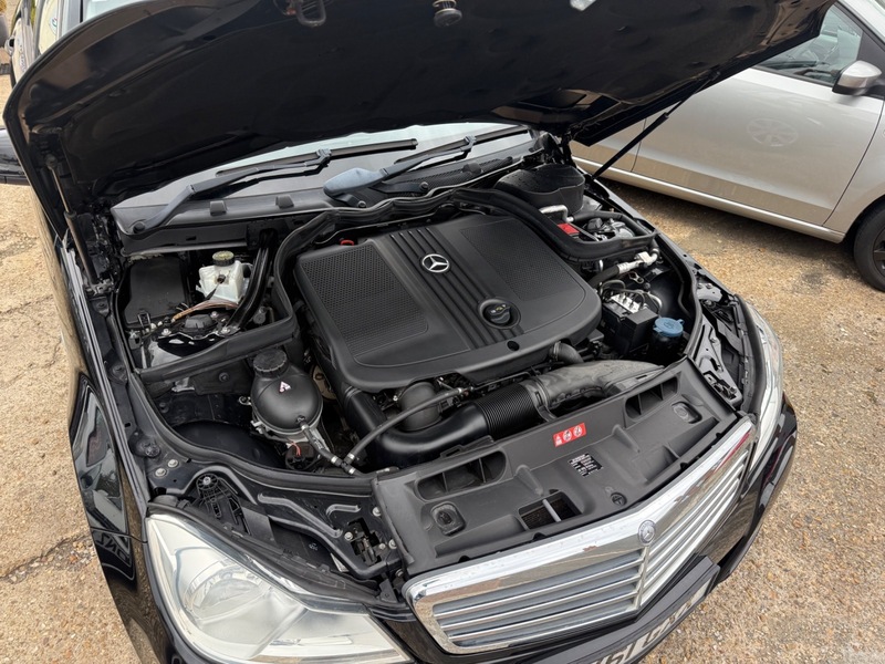 Used Mercedes-Benz C-Class 2011 for sale - 76093075: Photo 11