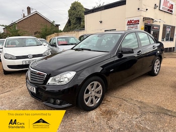 Used Mercedes-Benz C-Class 2011 for sale - 76093075: Photo
