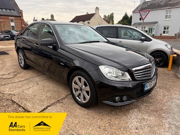 Used Mercedes-Benz C-Class 2011 for sale - 76093075: Photo