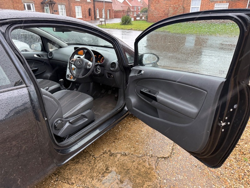 Used Vauxhall Corsa 2012 for sale - 77277018: Photo 5