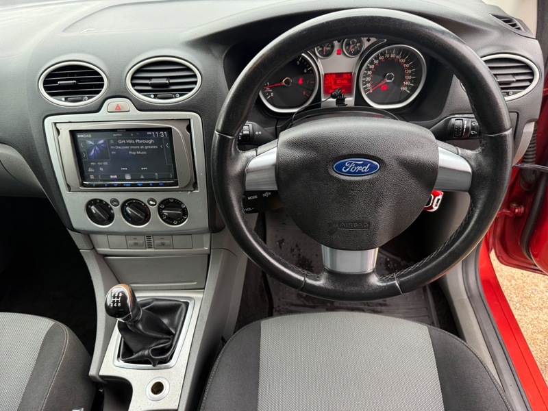 Used Ford Focus 2009 for sale - 76510421: Photo 8